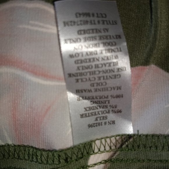 *PD* NWOT Connected Apparel Women's Sleeveless Cowl Neck Printed Dress, size 10 - Picture 8 of 8